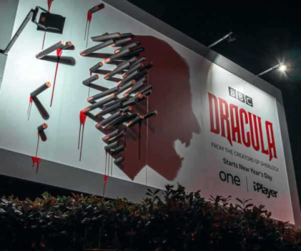 Serie Dracula BBC Netflix 2020 agence Akinai
