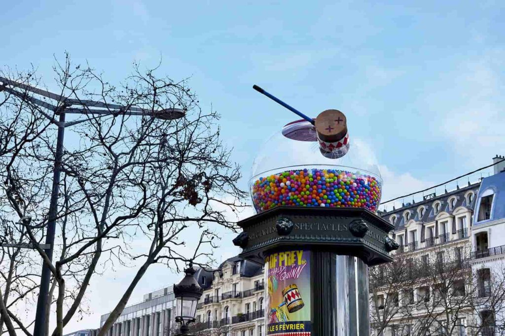 birds-of-prey-colonne-morris-maillet-paris-harley-quinn-agence-akinai-2020